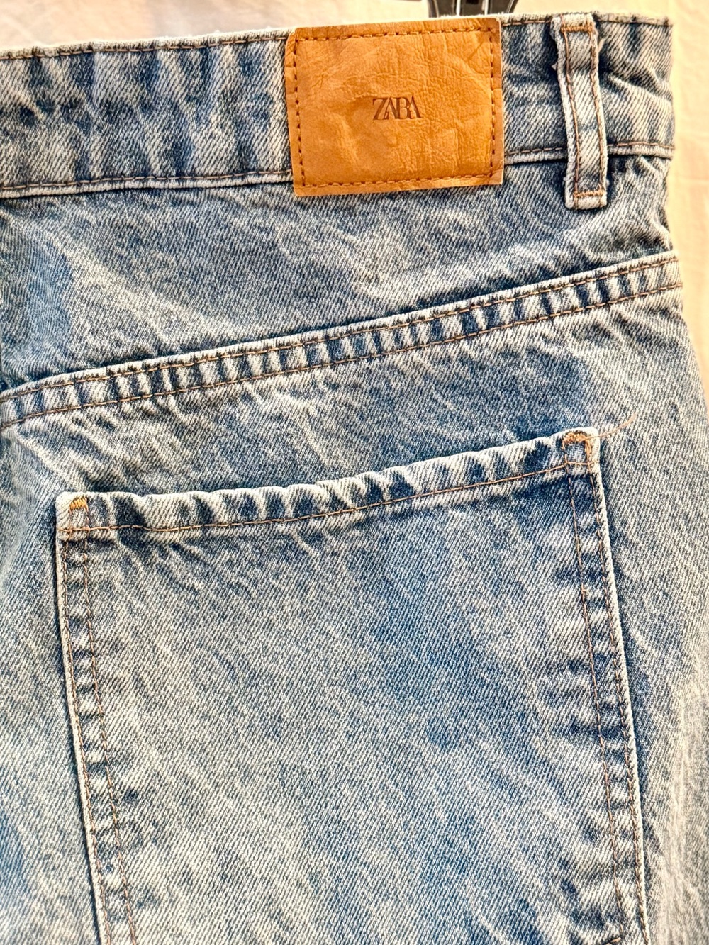 ZARA Wide Leg Jeans - Picture 3 of 4